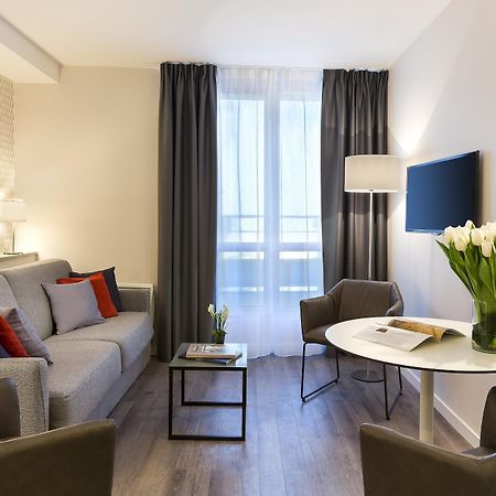 Aparthotel Citadines Montmartre Parigi Esterno foto
