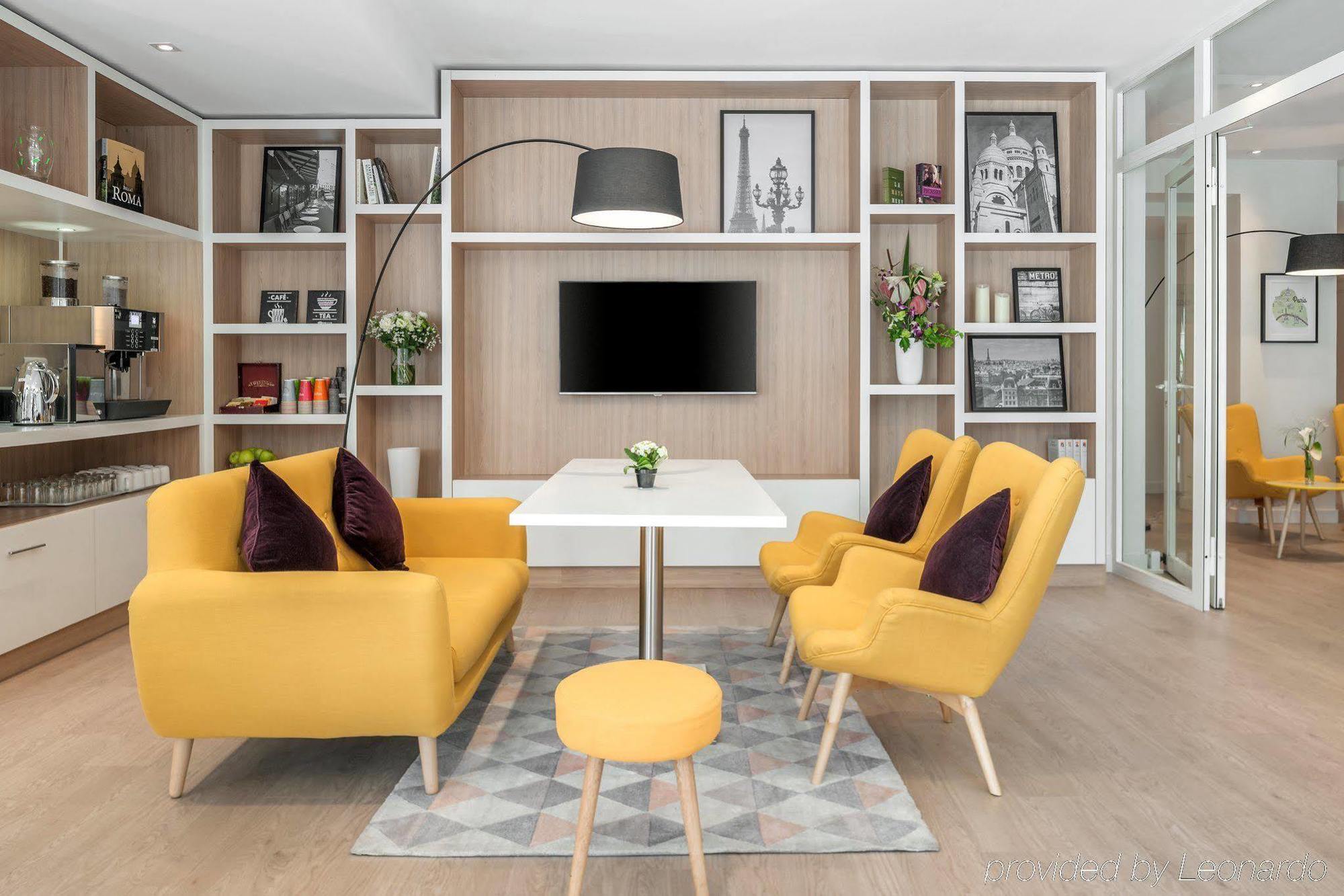 Aparthotel Citadines Montmartre Parigi Esterno foto
