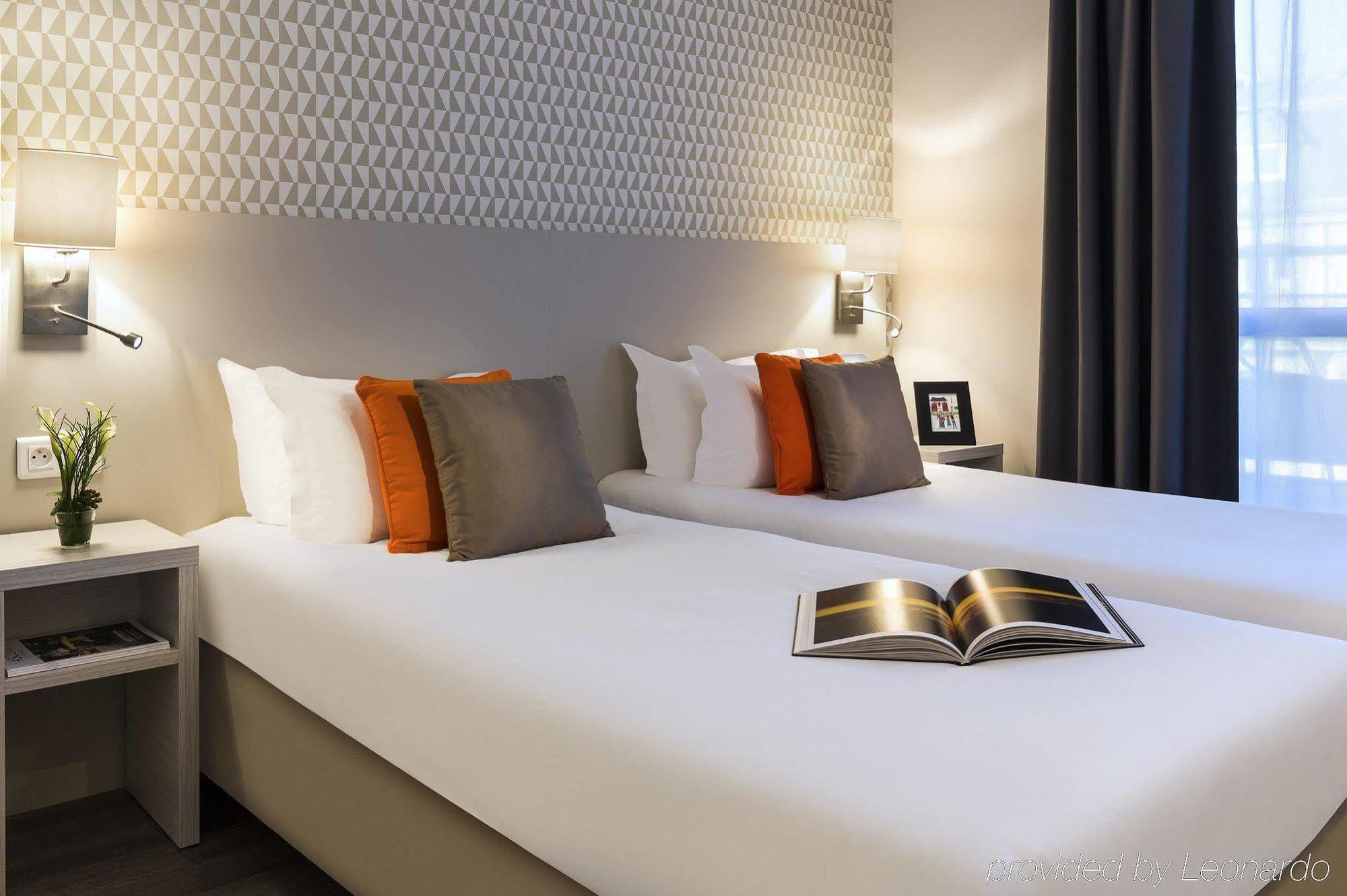 Aparthotel Citadines Montmartre Parigi Esterno foto