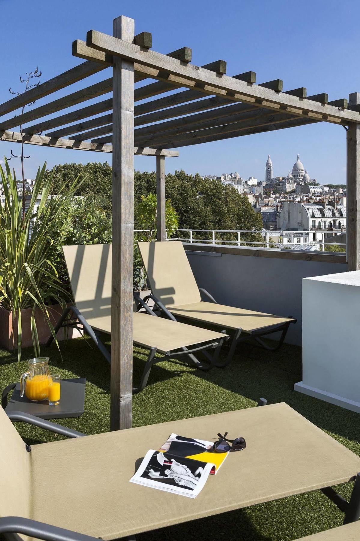 Aparthotel Citadines Montmartre Parigi Esterno foto